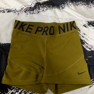 Nike shorts size small